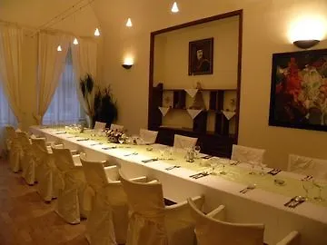 酒店 泰勒德姆酒店 3*