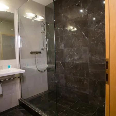 泰勒德姆酒店 酒店