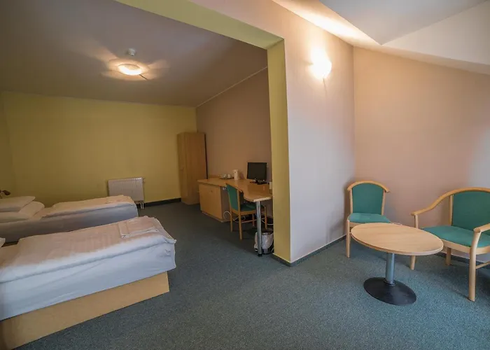 Teledom מלון קושיצה